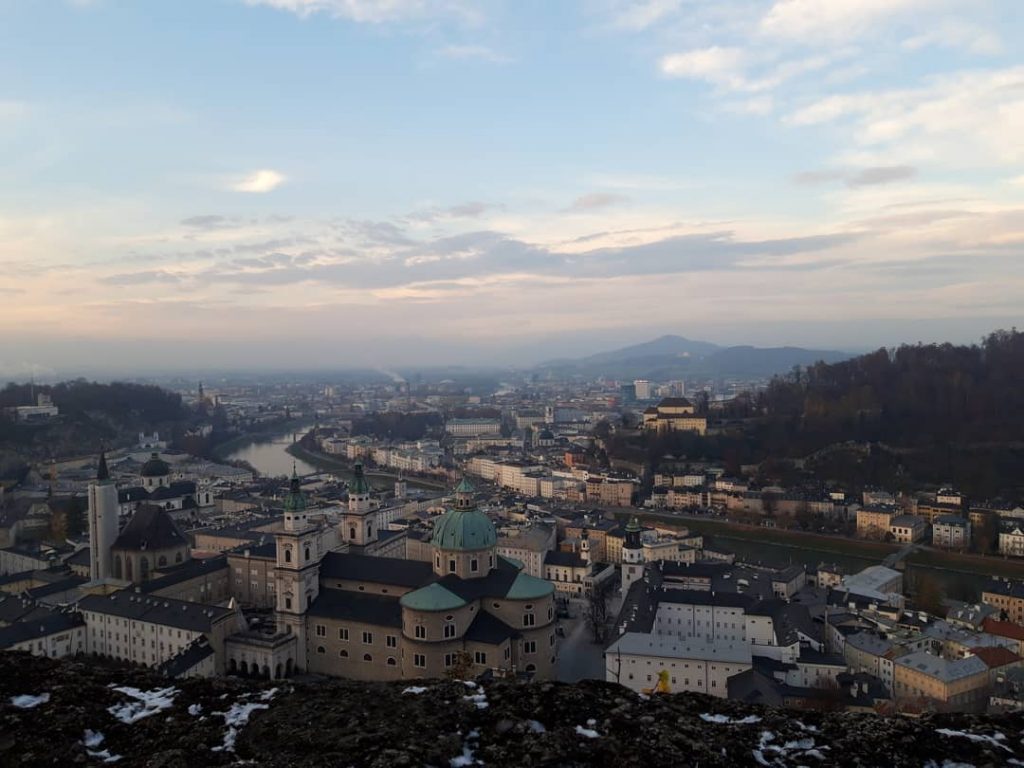 #salisburgo #salzburg #austria #travel #travelphotography #travelblogger #travelgram #travellers #photography #photograph #travelaroundtheworld #travelaustria #bnesimppl #ilovetravel&hellip;