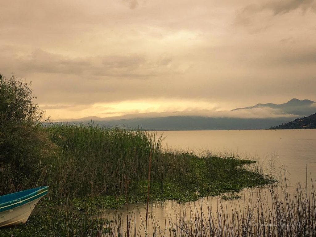Isla de Yunuén , Pátzcuaro, Michoacán, México #islayunuen #patzcuaro #landscape #mextagram #coloresdemexico #mexicoesmagia #capturamexico&hellip;