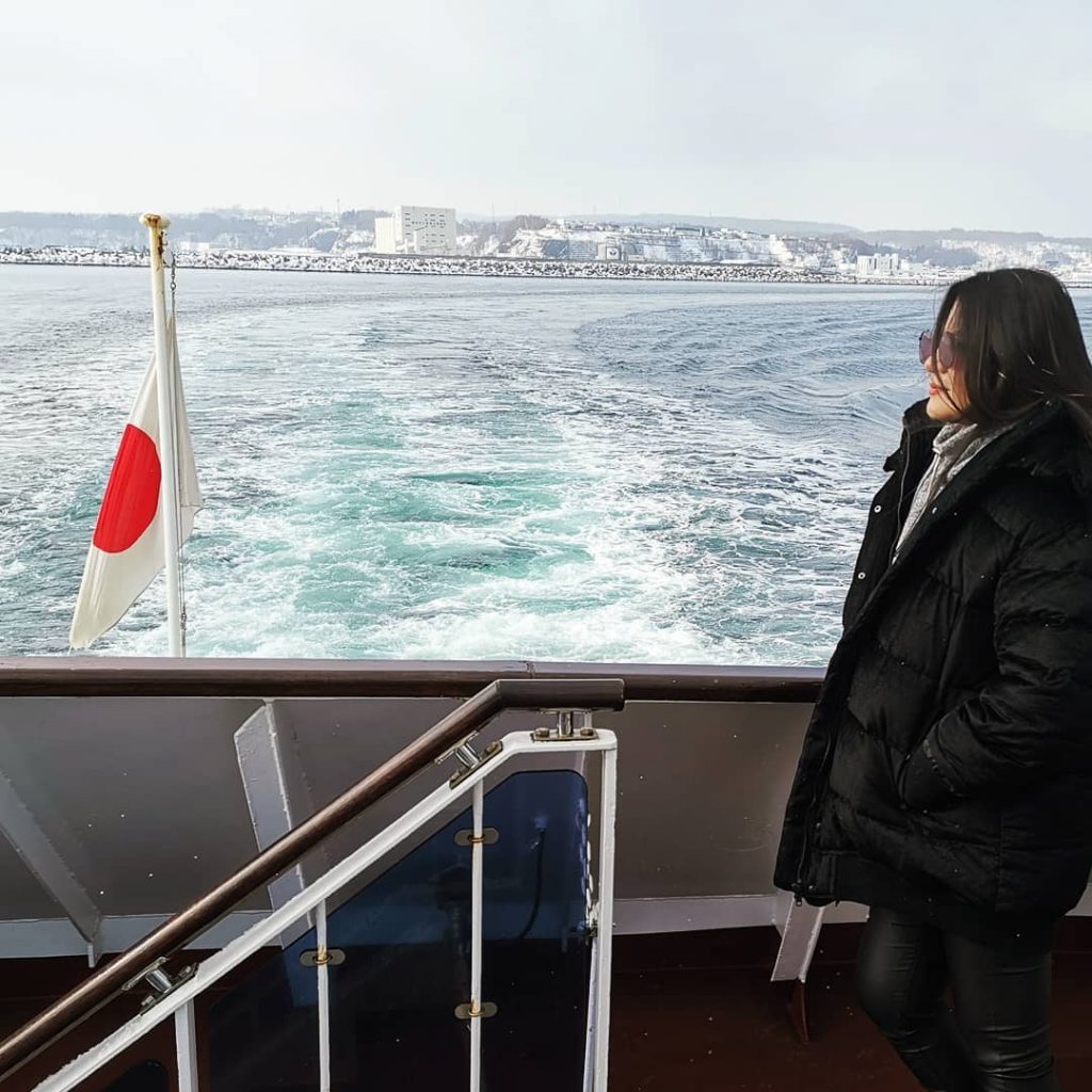 Drift ice boat #hokkaido #japantour #japantrip #filipinavlogger #traveler #traveladdict #travelphotography #travelblogging #travelpic #travelholic #travelvloggers&hellip;
