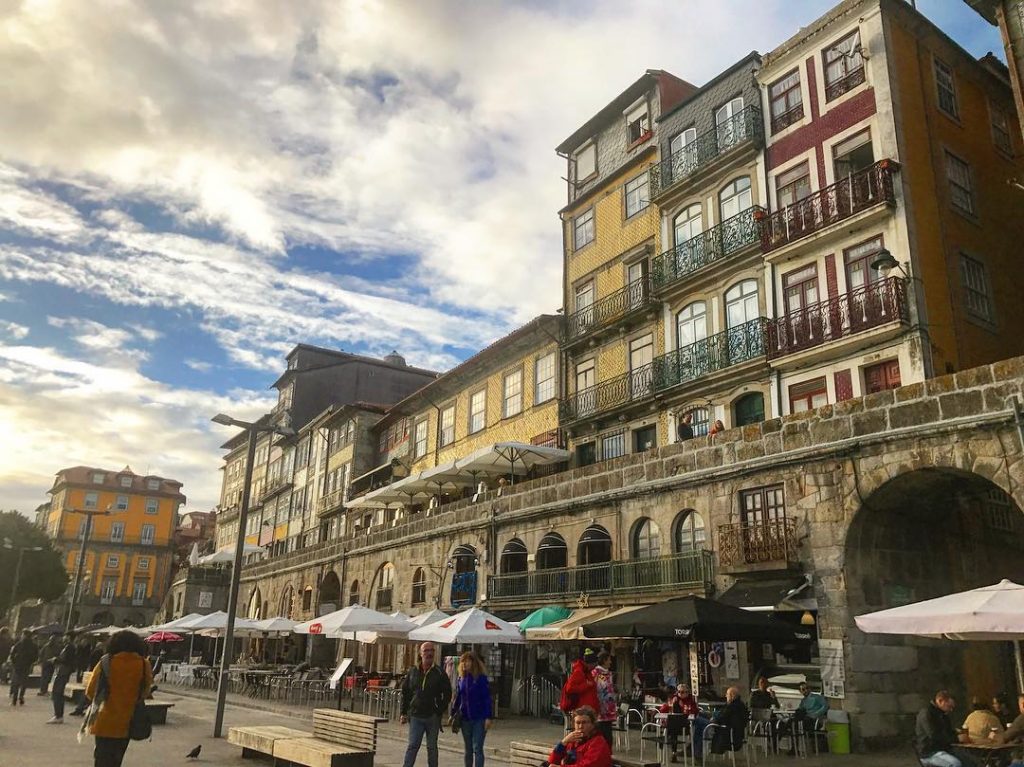 #porto #portugal #葡萄牙 #timeoutporto #travel #backpackers #adventuretime #背包客 #igersportugal #igerportugal #iamtb #travelrepost #bnesimppl #portugaltravel&hellip;