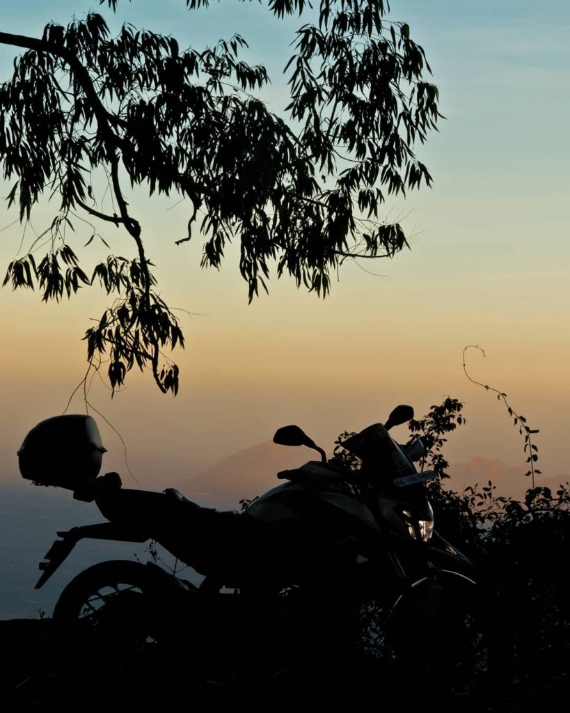 The mile muncher! #ksutravelstories #kapidwaja #canon_eos_77d #capturedoncanon #_coi #_soi #_travelersofindia #_hoi #indiaclicks #instatravel #indianphotography&hellip;