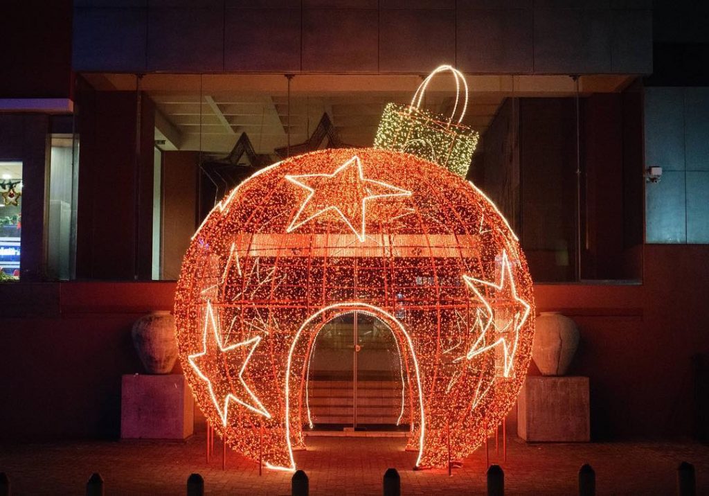Throwback to Christmas decorations at majestic city , Colombo, Sri Lanka (Shot with Nikon&hellip;