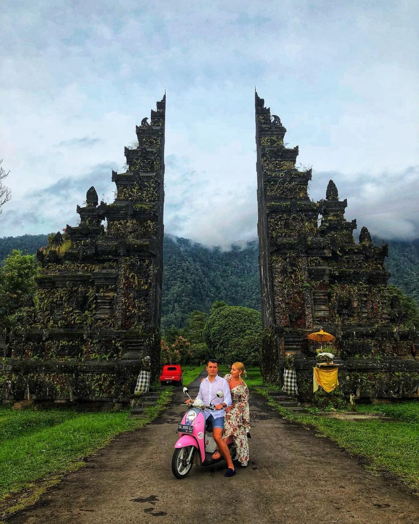 ⬆️Travel is the only thing you buy that makes you richer -——————————————— ••••••••••••• ‍️Discover&hellip;