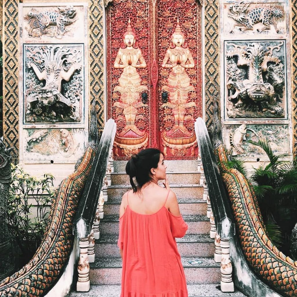 Viajar es la única cosa por la que pagas y te hace más rico,&hellip;