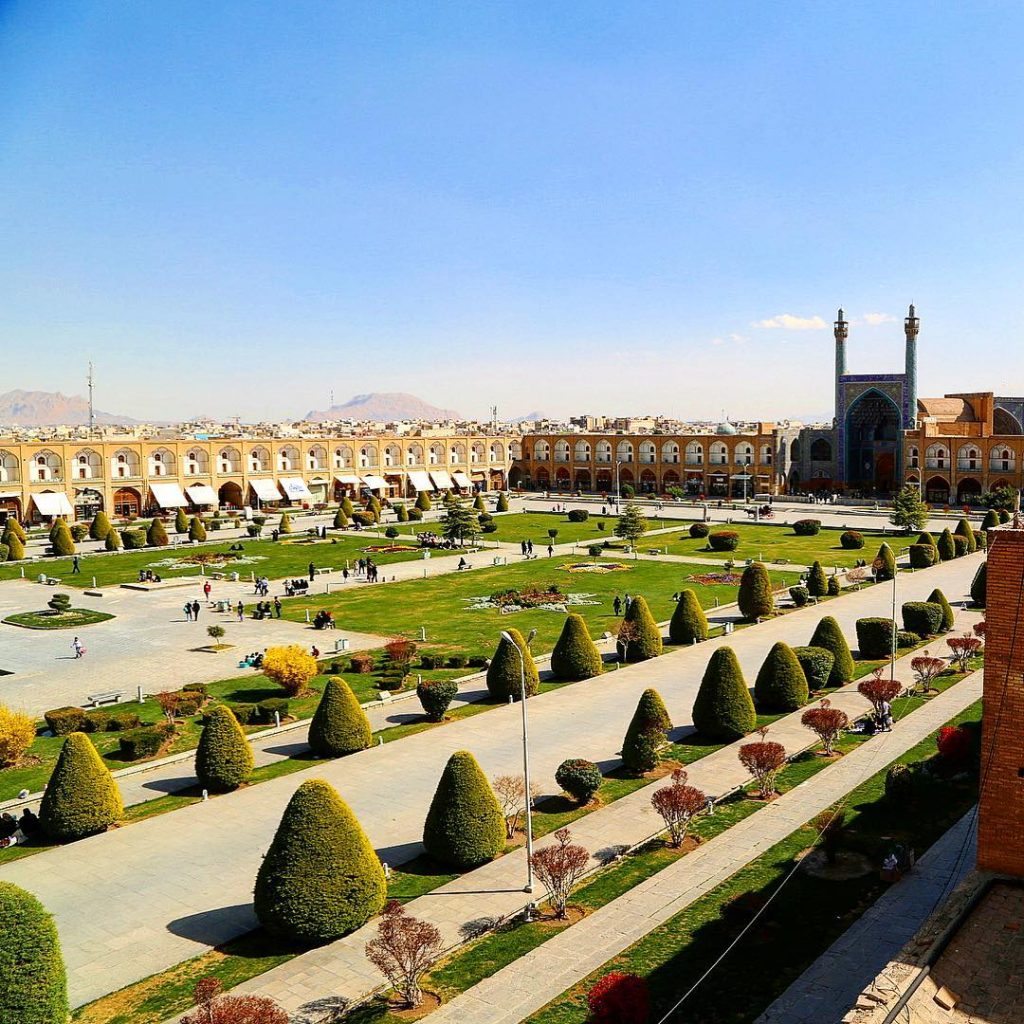 Image of the World Square #esfahan #isfahan #iran #city #bnesimppl #travel #destination #travelphotography #travelblogger&hellip;
