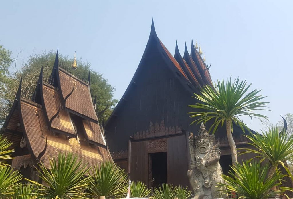In contrast to the White Temple yesterday, Chiang Rai also has a Black Temple/House&hellip;