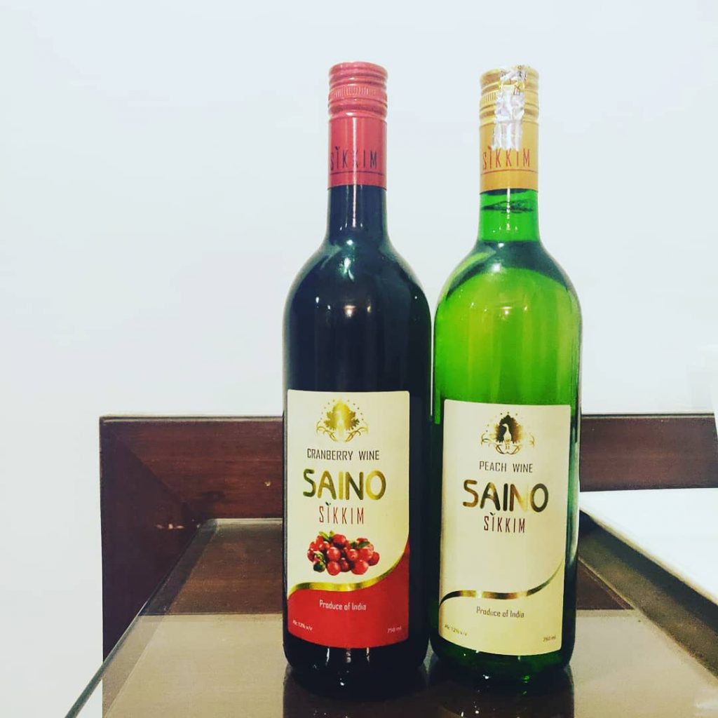 #winelovers #sikkimwines #wineaddict #winetasting #winewinewine #redwine #sikkimdiaries #gangtokdiaries️ #northeastindia #incredible_india #travellingthroughtheworld #travelgangtok #travellingislife #travelersnotebook&hellip;