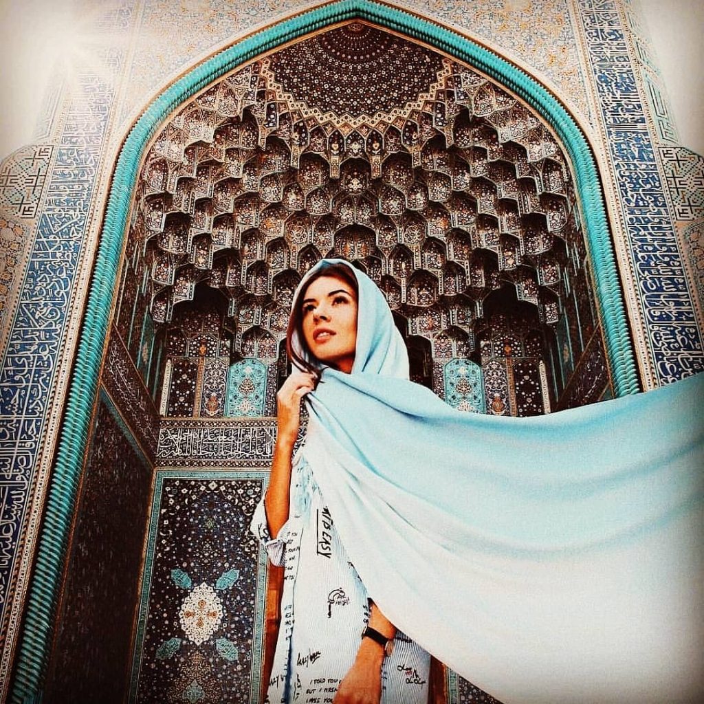 Within these alleyways so dark I dread doubts and matches. I dread the cemented&hellip;