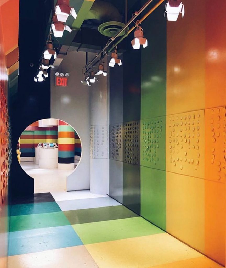 Colour Factory, New York ???????? #colorfactory #nyc #newyork #travel #newyorkcity #travelphotography #travelphotography #travelgram #colorfactoryco&hellip;