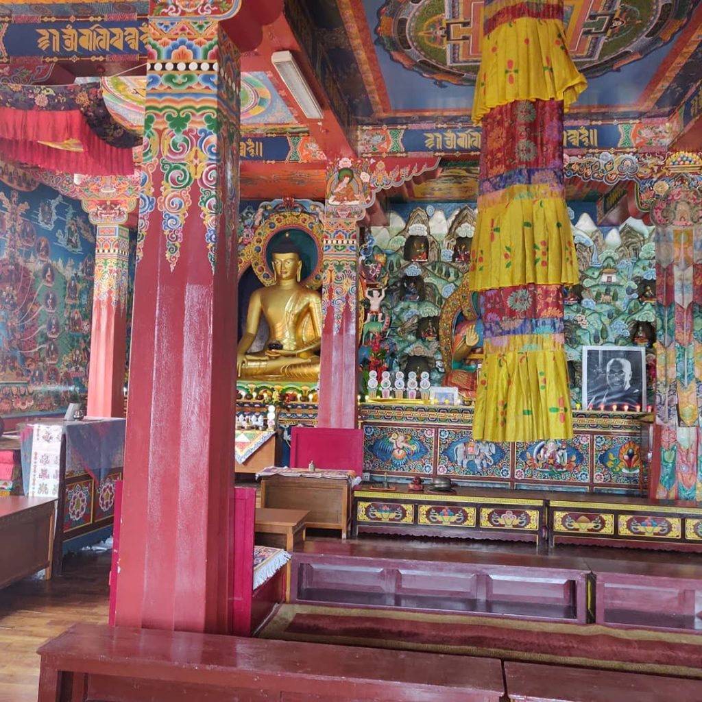 #gonjangmonastery #budhisttemple #budhism #budhistmonastery #travellingthroughtheworld #travelgangtok #travellingislife #travelersnotebook #travelbook #travelblogger #travelingram #travelerfromindia #travelphotography #travellifestyle&hellip;