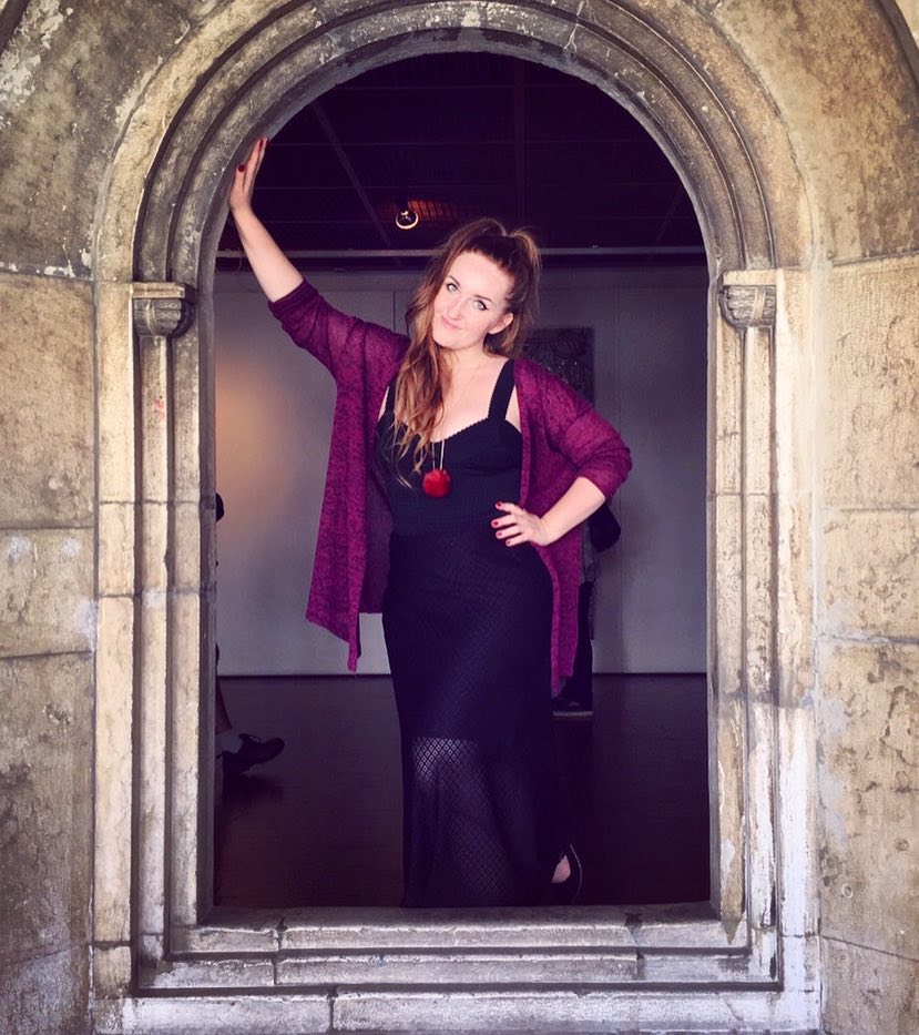 there is only one queen #fun #likeascalpture #museum #notonlyviews #my #myself #scalptures #sunday #nationaleuropeday&hellip;