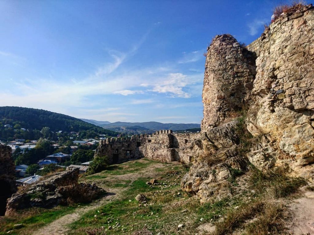 Surami Fortress, Georgia #surami #Georgia #suramifortress #suramicastle #instageorgia #travel #travelgeorgia #travelgram #travelblogger #travelholic #travelholic&hellip;