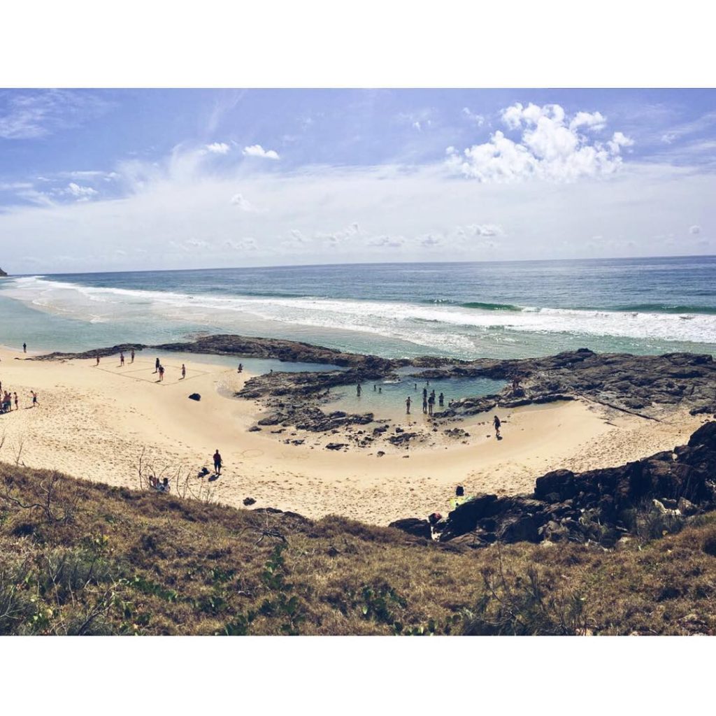 Champagne Pools #australia #champagnepools #fraserisland #fraser #girlstrip #fraserislandtour #besttime #happylife #australialovers #travel #travelinspiration #travelinspo…