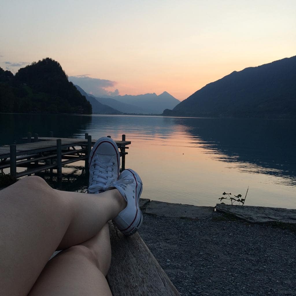 In love with this beautiful sunset!! #lake #interlaken #switzerland #inlove #sunset #sunset_pics #ilovesunsets #paz&hellip;