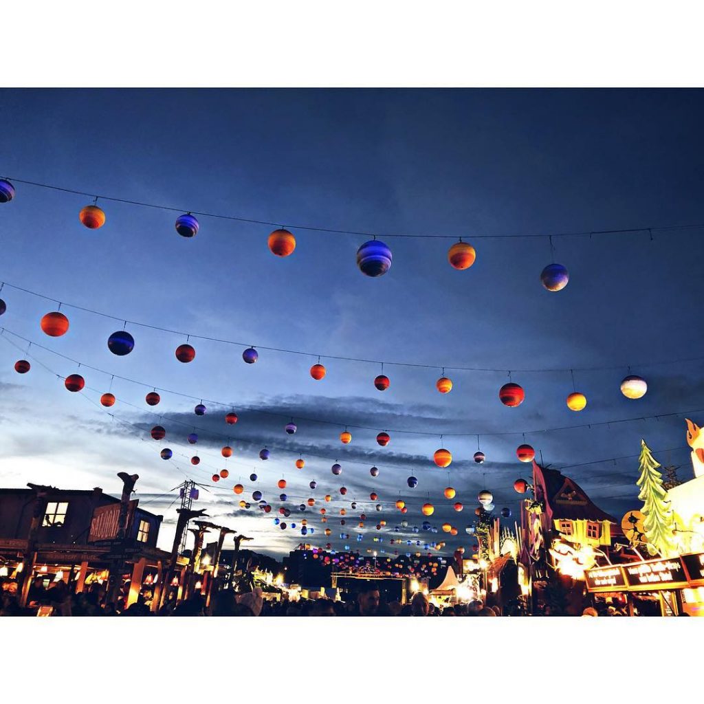 t o l l w o o d #tollwoodwinterfestival #tollwoodfestival #münchen #girlstrip #weihnachtsmarkt #christmas…