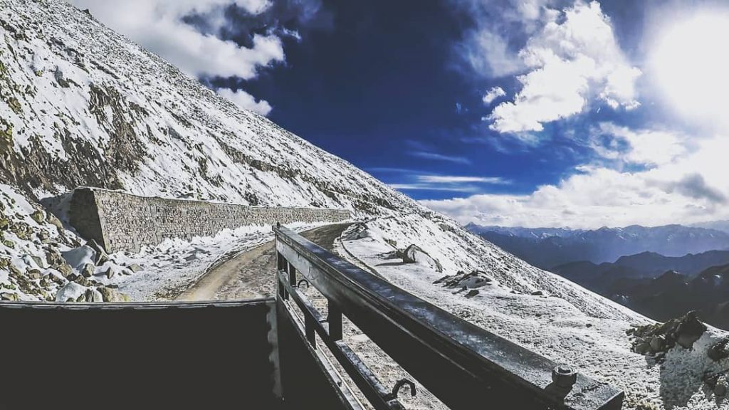 I have Rendezvous beyond my beloved horizon! #gopro #adventure #journey #travel #hiking #hitchhiking #leh&hellip;