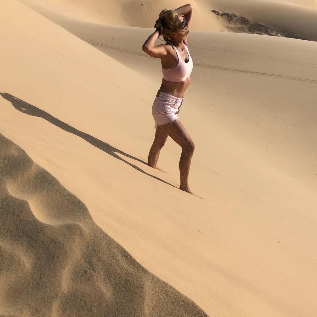 Every grain of sand #sanddunes #desert #sand #adventure #adventuretime #adventureseeker #funtimes #photography #gypsyspirit #gypsysoul&hellip;