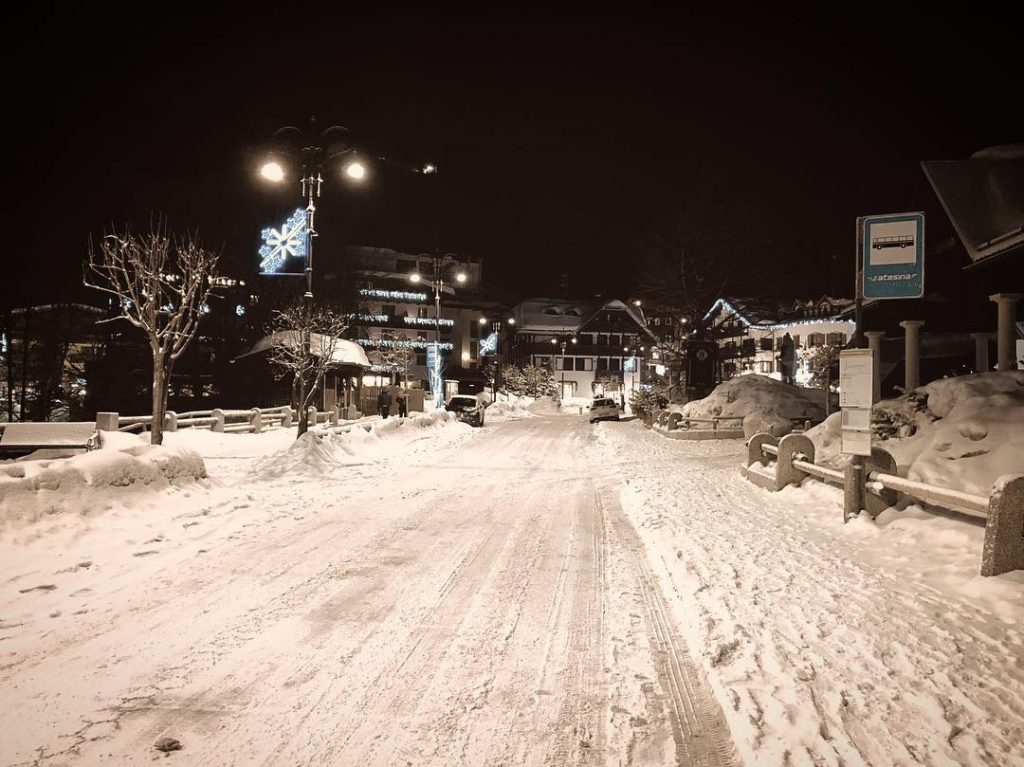 #madonnadicampiglio #campiglio #campigliodolomiti #dolomiti #trento #trentino #trentinoaltoadige #trentinowow #trentinodavivere #sciare #sciarechepassione #travel #travelblogger #travelphotography&hellip;