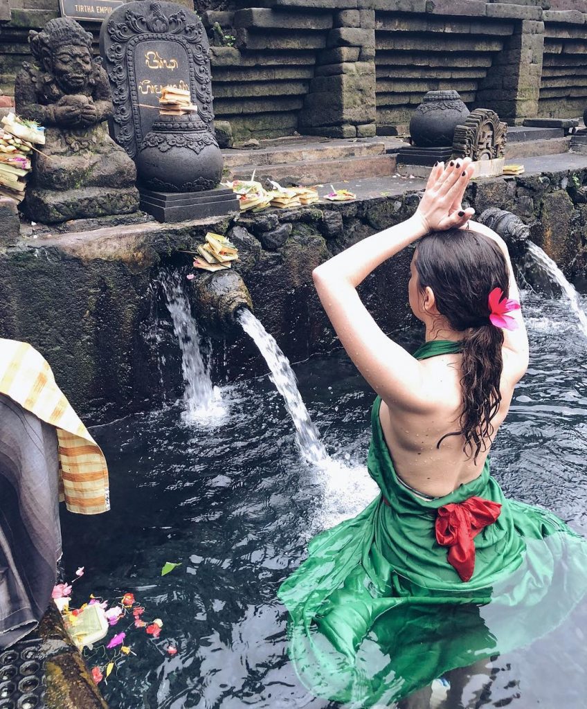 • Balinese purification????‍️ #holywater #bnesimppl