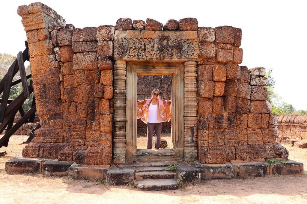 Fragile but yet so amazingly strong ️ #followmytravel #travelwithme #globetrotter #theglobewanderer #backpacking #solotravel #cambodia…