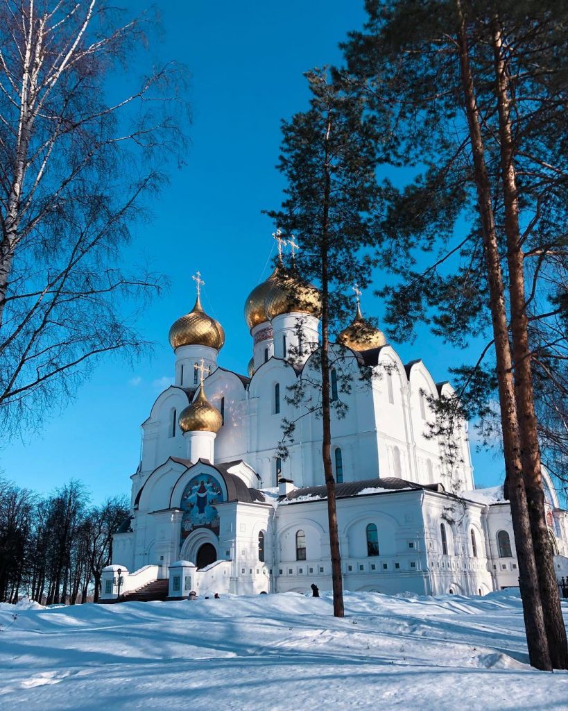 Ярославль, ты красивый. #yaroslavl #ярославль #собор #кросота #gorgeous #cathedral #homeforthenext3months #Russia #motherland #bnesimppl