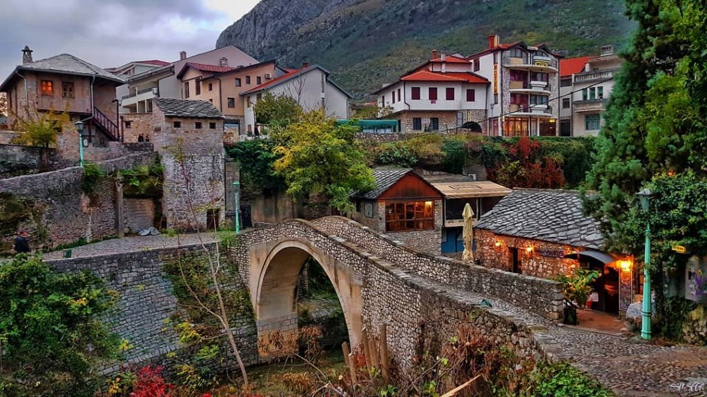 If your in Mostar, be sure to visit the #konobataurus (lower right in the&hellip;
