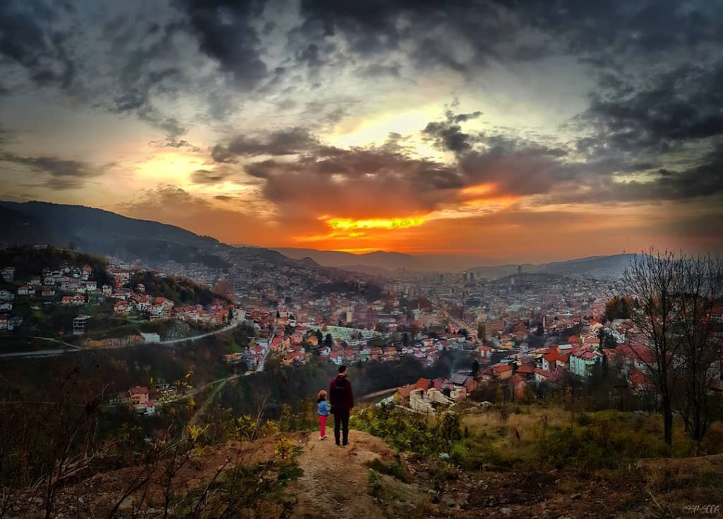This sunset while overlooking Sarajevo beats anything I have EVER seen. If only everything&hellip;