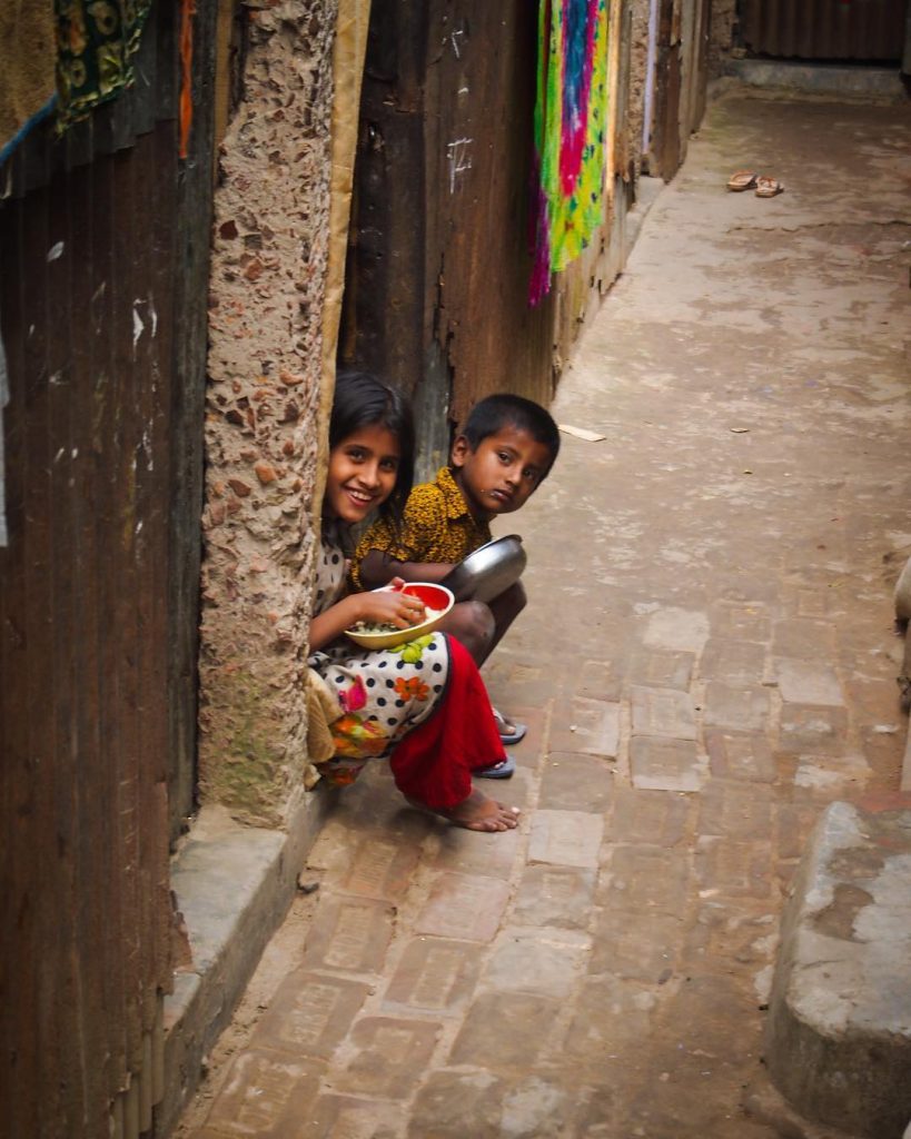 . 本日ラスト この写真お気に入り . . #asia #bangladesh #children #street #streetphotography #portrait #ポートレート #bnesimppl