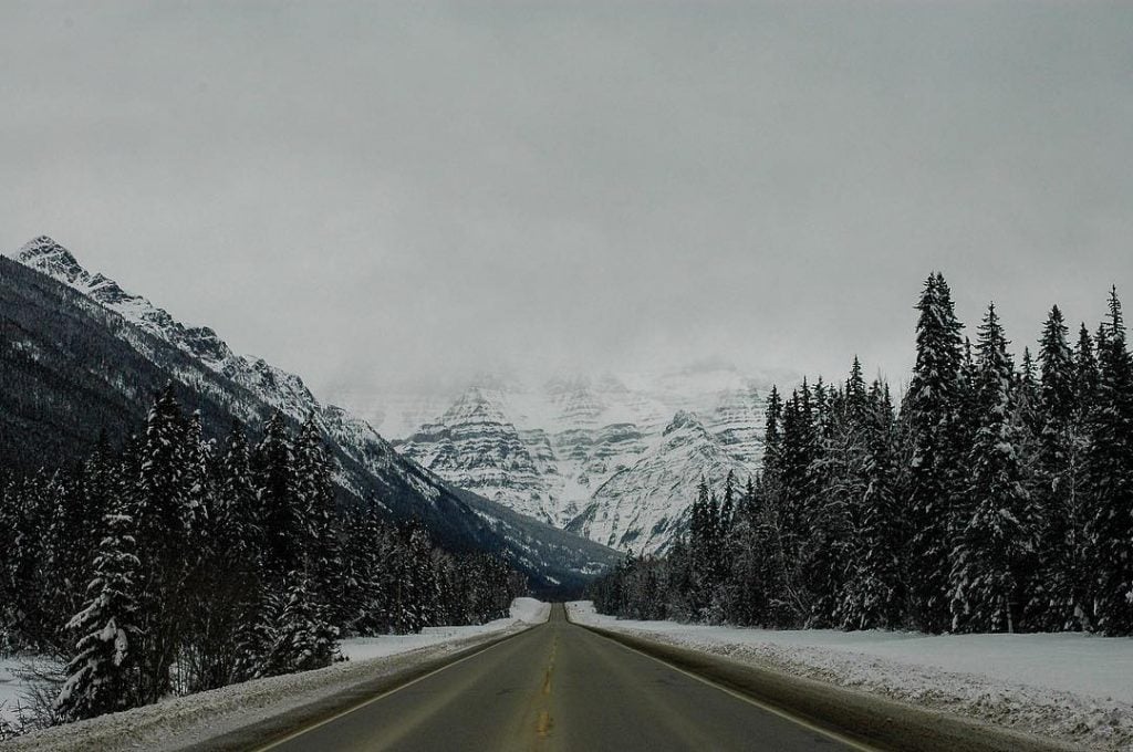 Lonesome long stretched highways ️