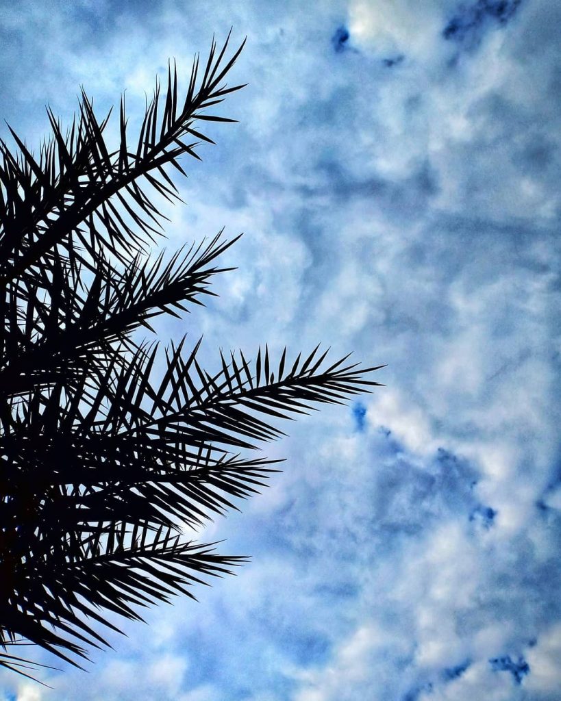 At least we are under the sky. – You and I @oohsehun ___________________ .&hellip;