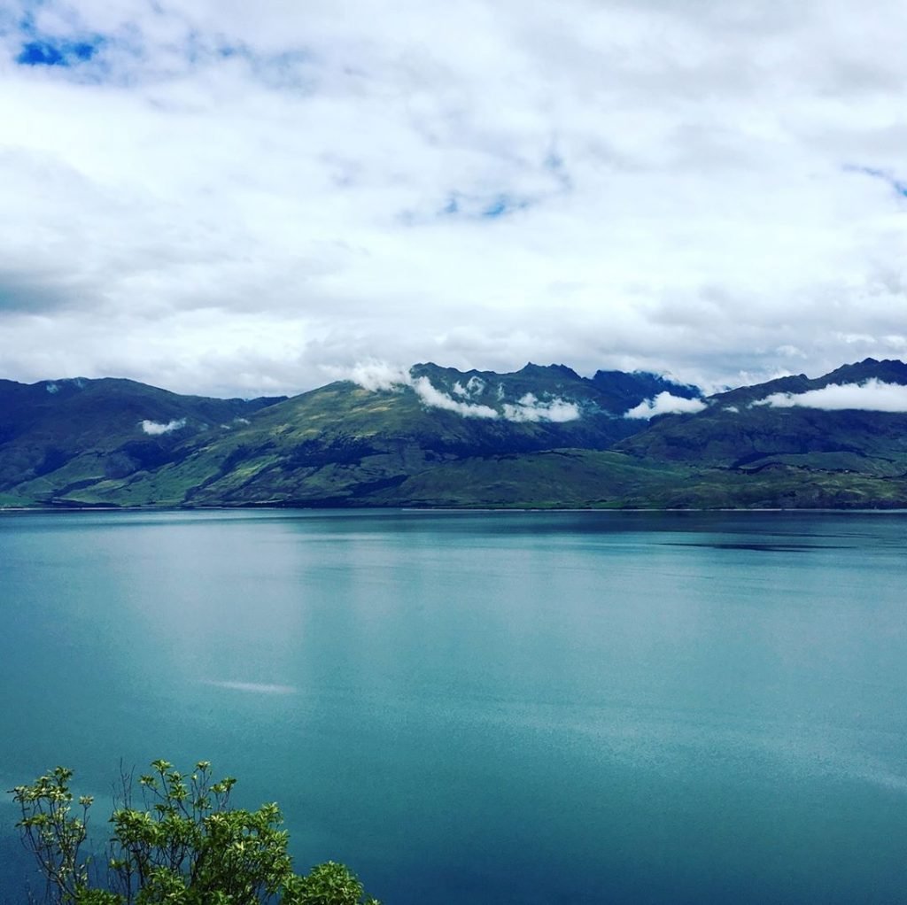 Lake Wanaka, New Zealand #csmidlifegapyear #memories #travel #travelblogger #travelbug #tbt #photo #adventure #amemoryaday #photooftheday…