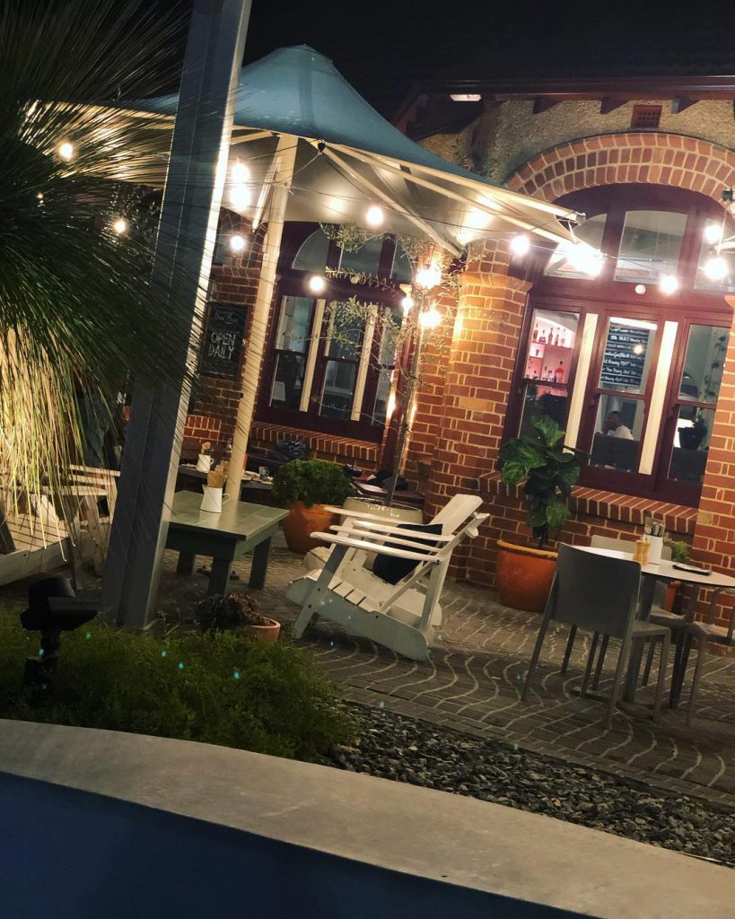 Empty heart like this adorable place it’s beautiful inside out but empty • •&hellip;