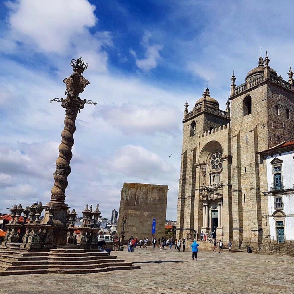 Кафедральный собор Se do Porto является старейшим архитектурным сооружением в романском стиле и важным&hellip;