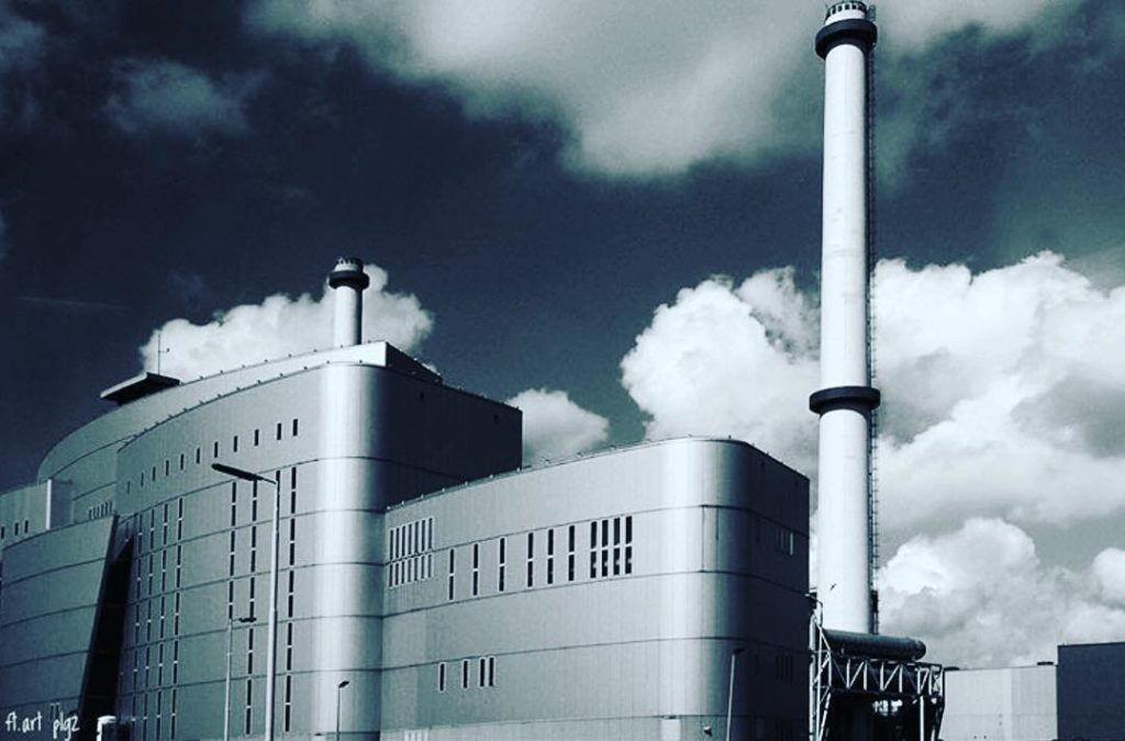 #fotartplgz #traveldestinations_ig #bnesimppl Edited with: @carbonblackandwhite _ #architecture #building #architexture #city #buildings #skyscraper #urban&hellip;