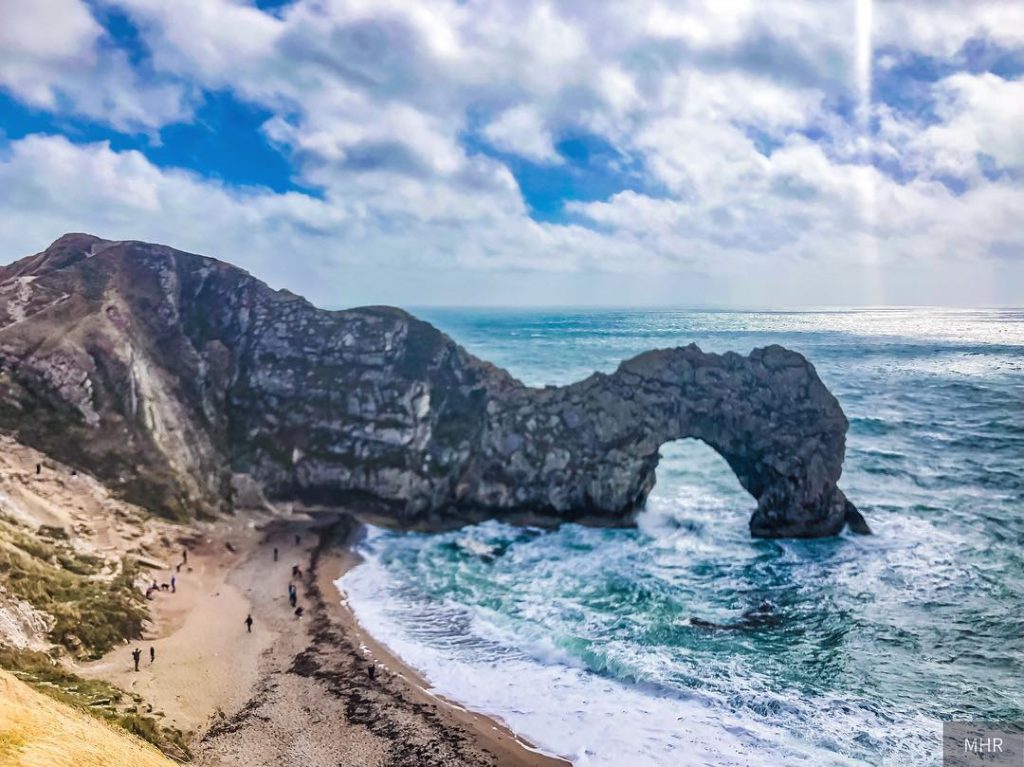 Miniaturised Durdle Door -MHR (@mhrinlondon) #durdledoor #dametraveler #visitengland #globaltravelers #beautifulmatters #travelphotography #traveladdict #mytinyatlas #imatraveler&hellip;