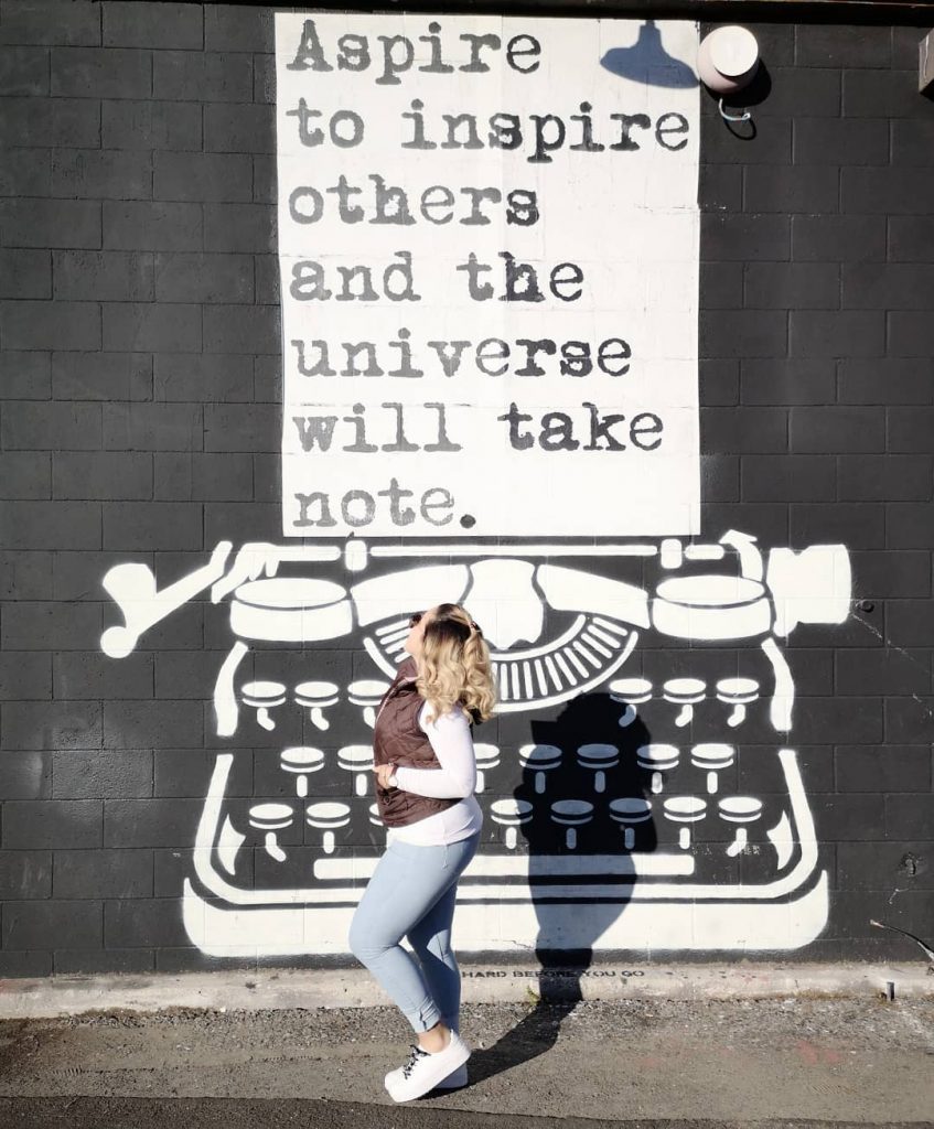 La vida y sus vueltas ???? Encontré esta pared en uno de mis últimos&hellip;