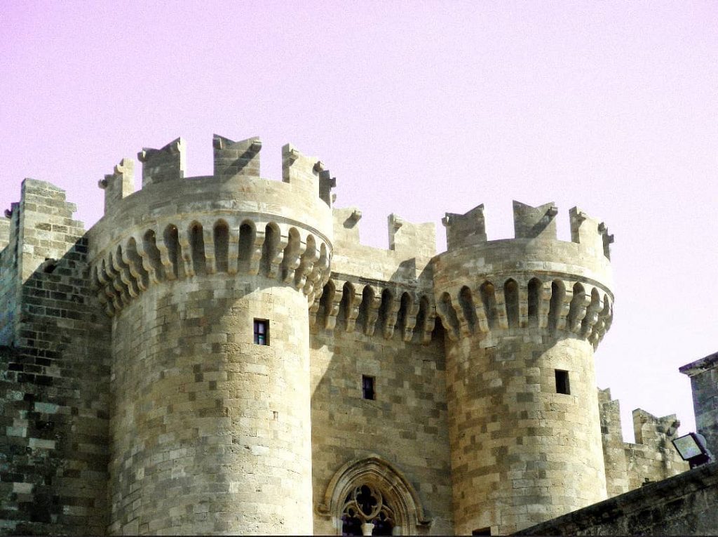 City of Rhodes, are you shining just for me? #rodhes #rodos #greek #greece #greekisland…