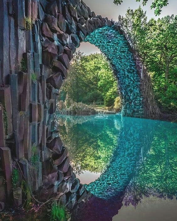 Perfect place to escape! . . Follow @doveofpassage . . #tlpicks #ig_skyvibes #wanderwomeninc #thedestinationspot&hellip;