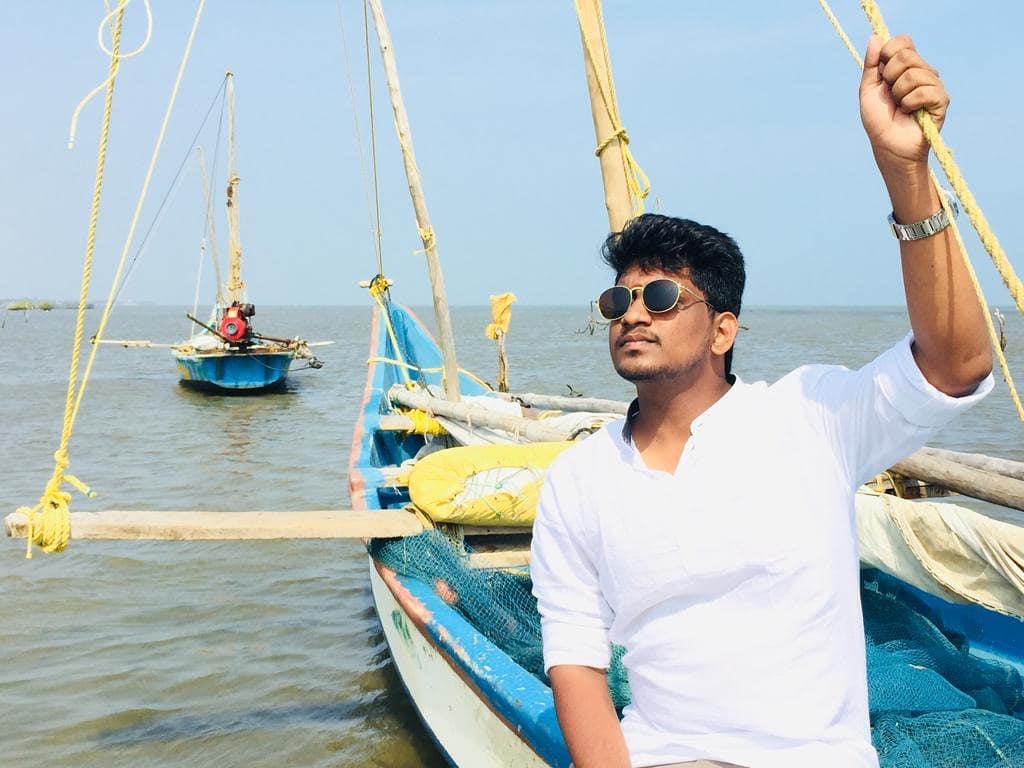 All I need is vitamin SEA #throwback #travelblogger #seaworld #beachwaves #beachwear #beachlife #beachvibes #seaworld&hellip;