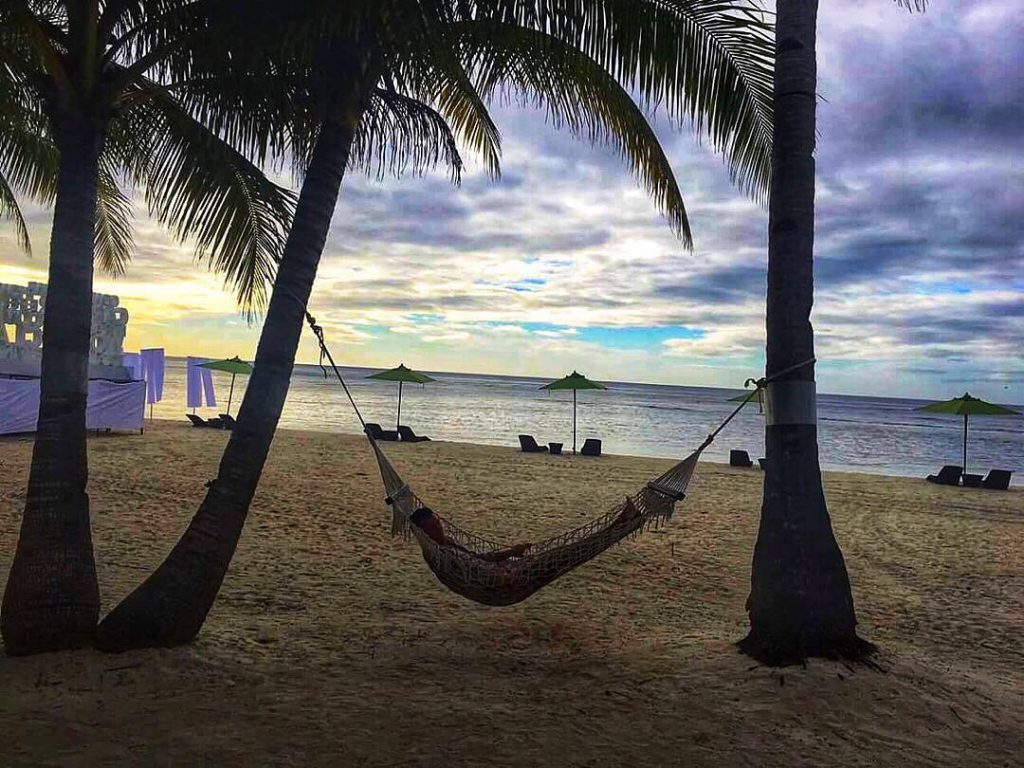 Remember that happiness is a way of travel – not a destination. #bnesimppl #travelingram…