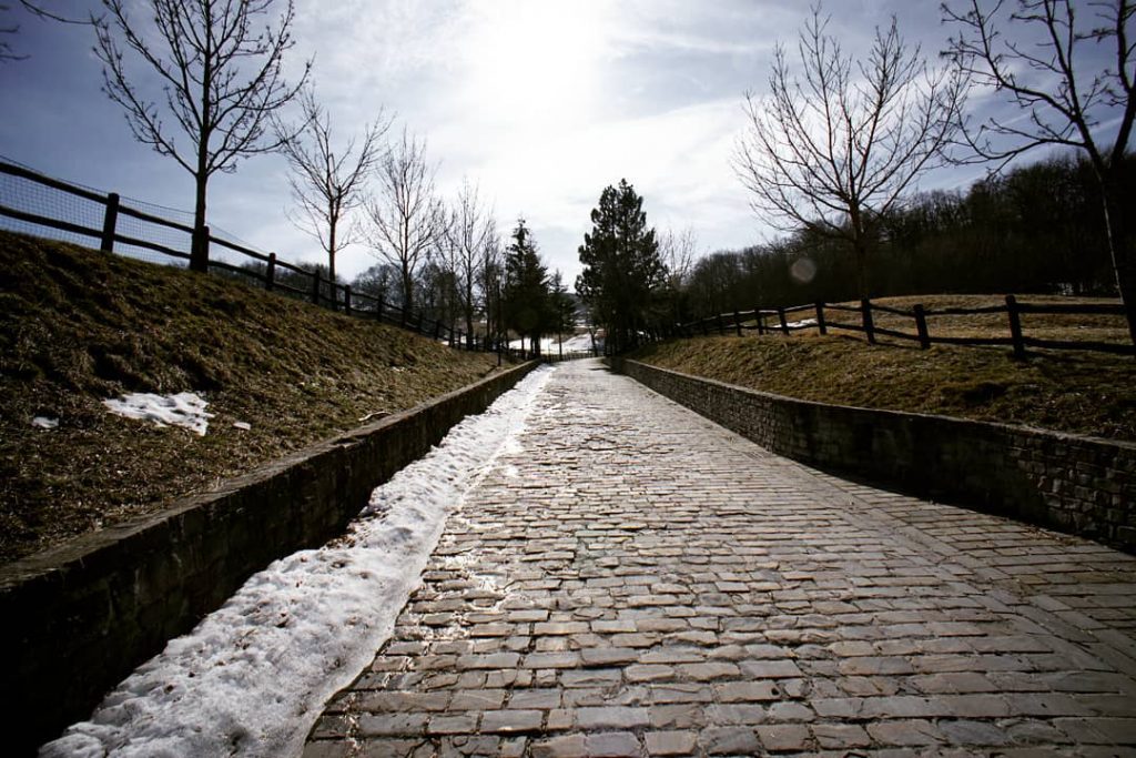 #discoveryourplanet #corsofotografico @solo_traveling #scenes_from_beautiful_cities #piclyphotography #photographerfocus #traveldestinations_ig #earthescope #travel #digitalnomad #thejetlagjunkie #travelldevill #globewandererrepost #travellingourplanet&hellip;