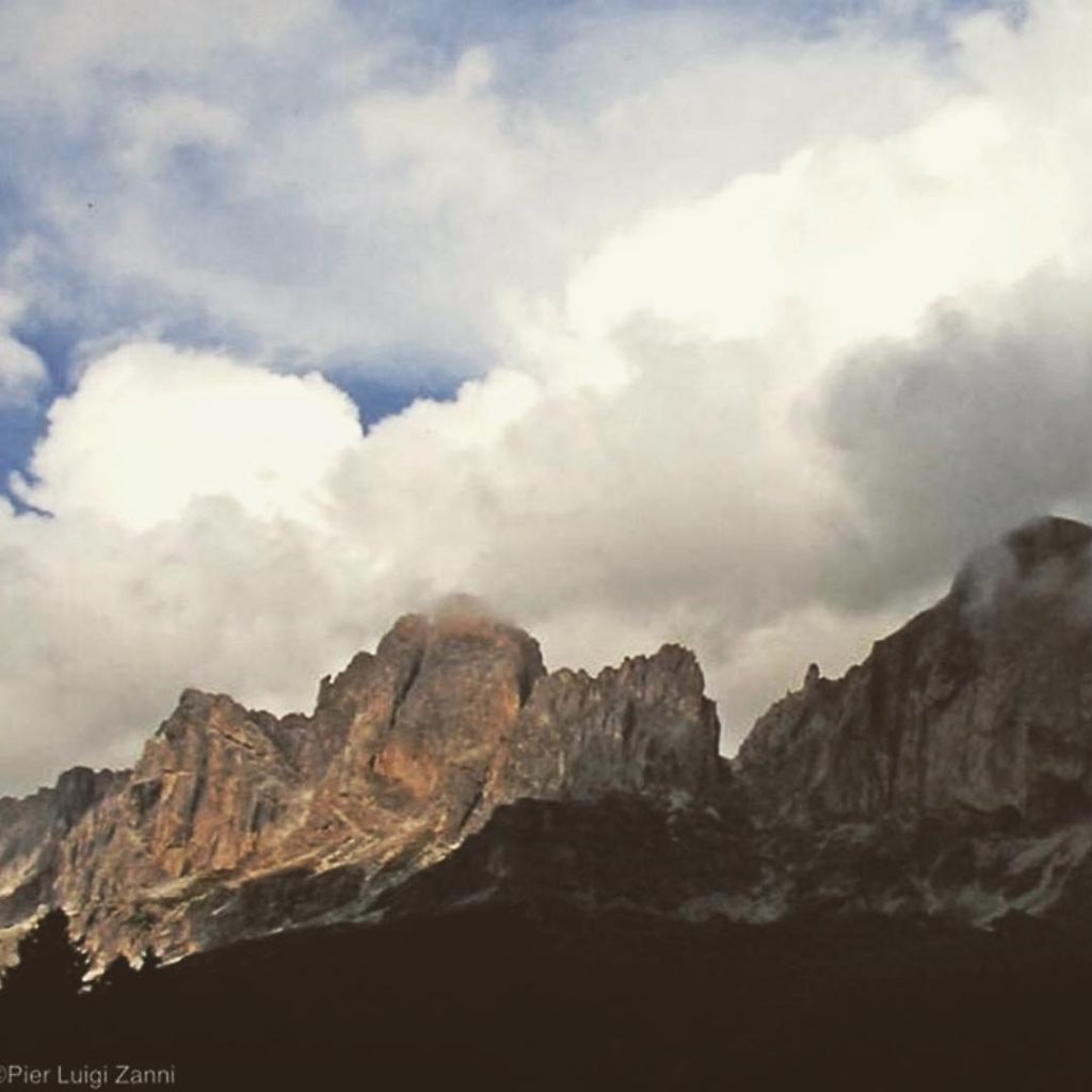 #fotartplgz #traveldestinations_ig #bnesimppl Edited with: @carbonblackandwhite _ #travel #traveling #vacation #visiting #instatravel #instago #instagood&hellip;