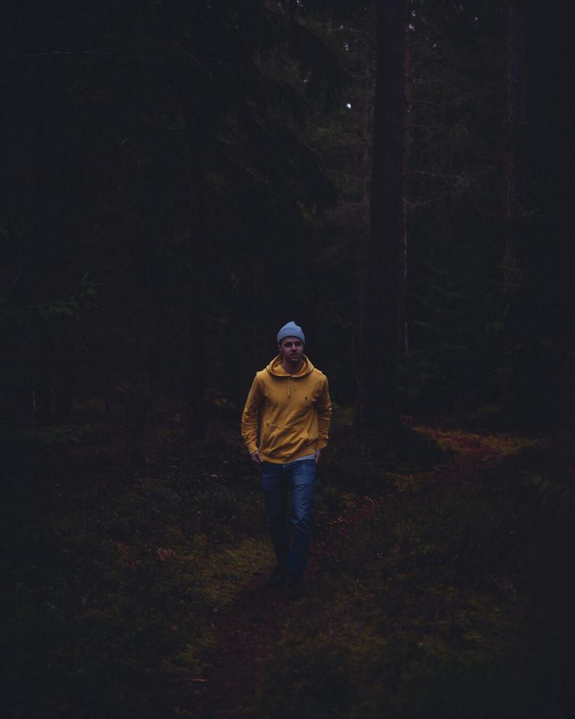 Tried something moody today! What do you think about it ? – – -…