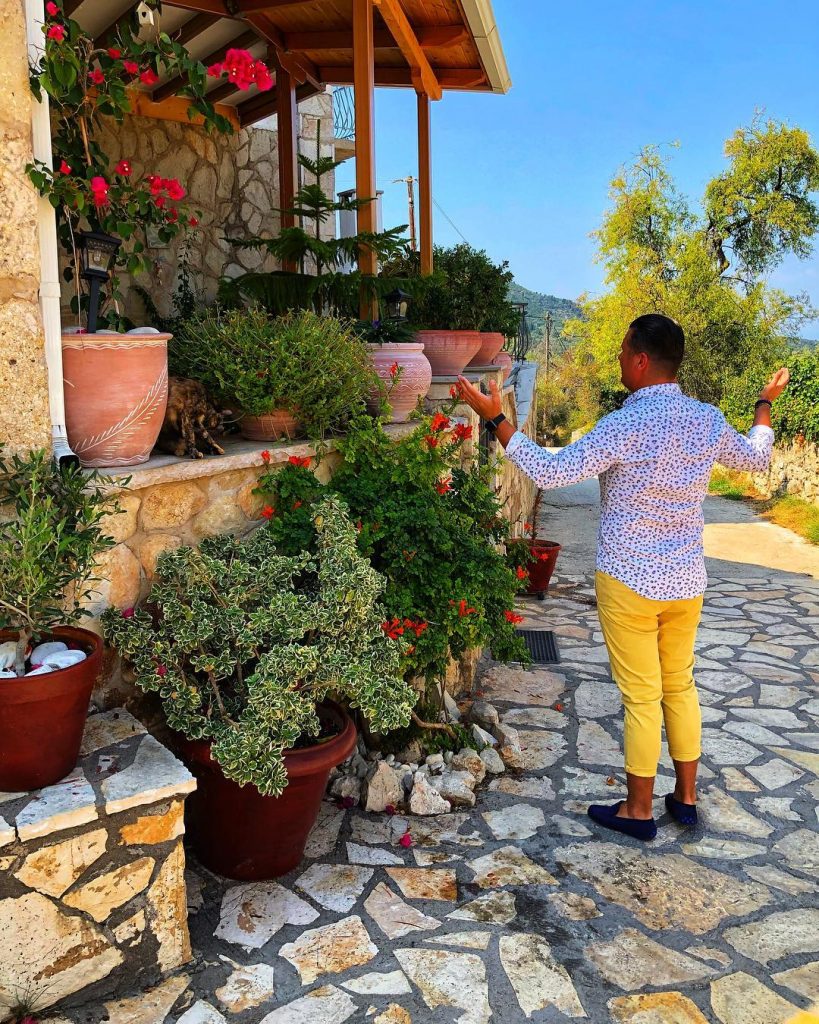 Ｒｅｍｅｍｂｅｒ ｔｈａｔ ｈａｐｐｉｎｅｓｓ ｉｓ ａ ｗａｙ ｏｆ ｔｒａｖｅｌ – ｎｏｔ ａ ｄｅｓｔｉｎａｔｉｏｎ. #bnesimppl #travelingram&hellip;