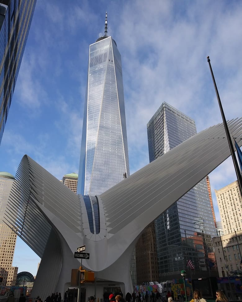 “World trade center” ???????? #oculus #worldtradecenter #usa #white #newyork #travel #travelphotography #travelgram #instatravel #girl&hellip;