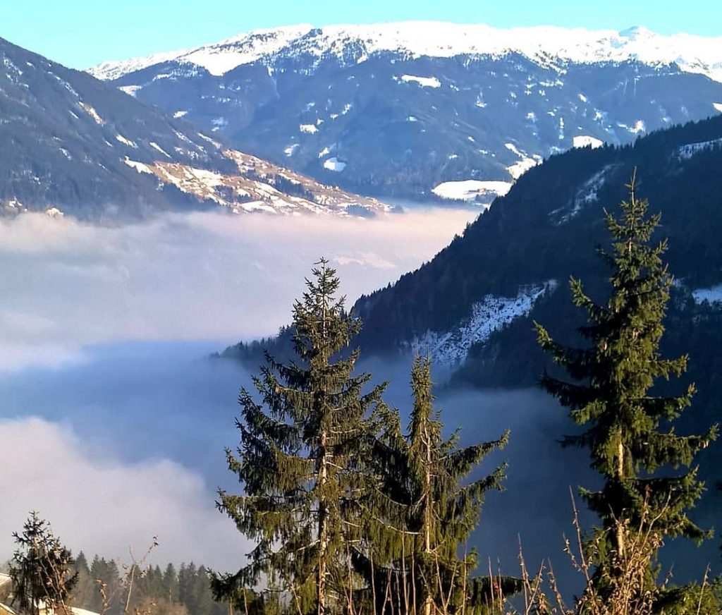 Above the (the Alps in Austria) Nad (Alpy w Austrii) #austria #alps #alpy #clouds&hellip;