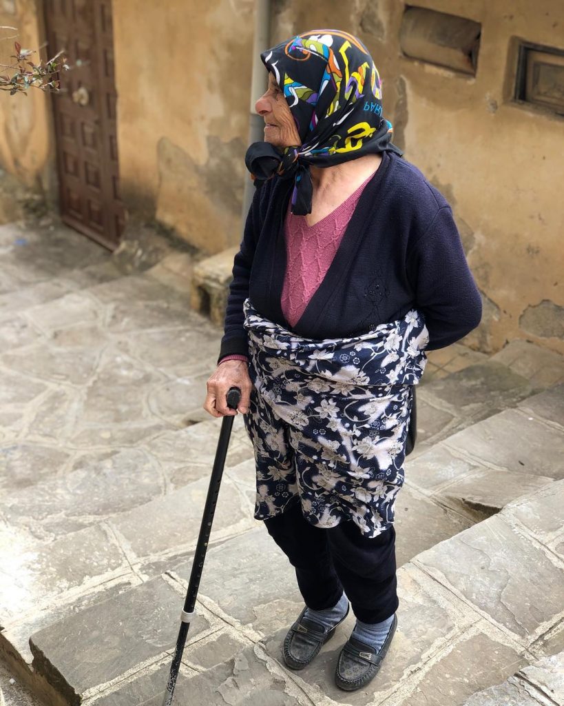 چقدر خوب هستش از صنایع دستی کشورمون حمایت کنیم . با خرید چیزهای خیلی&hellip;