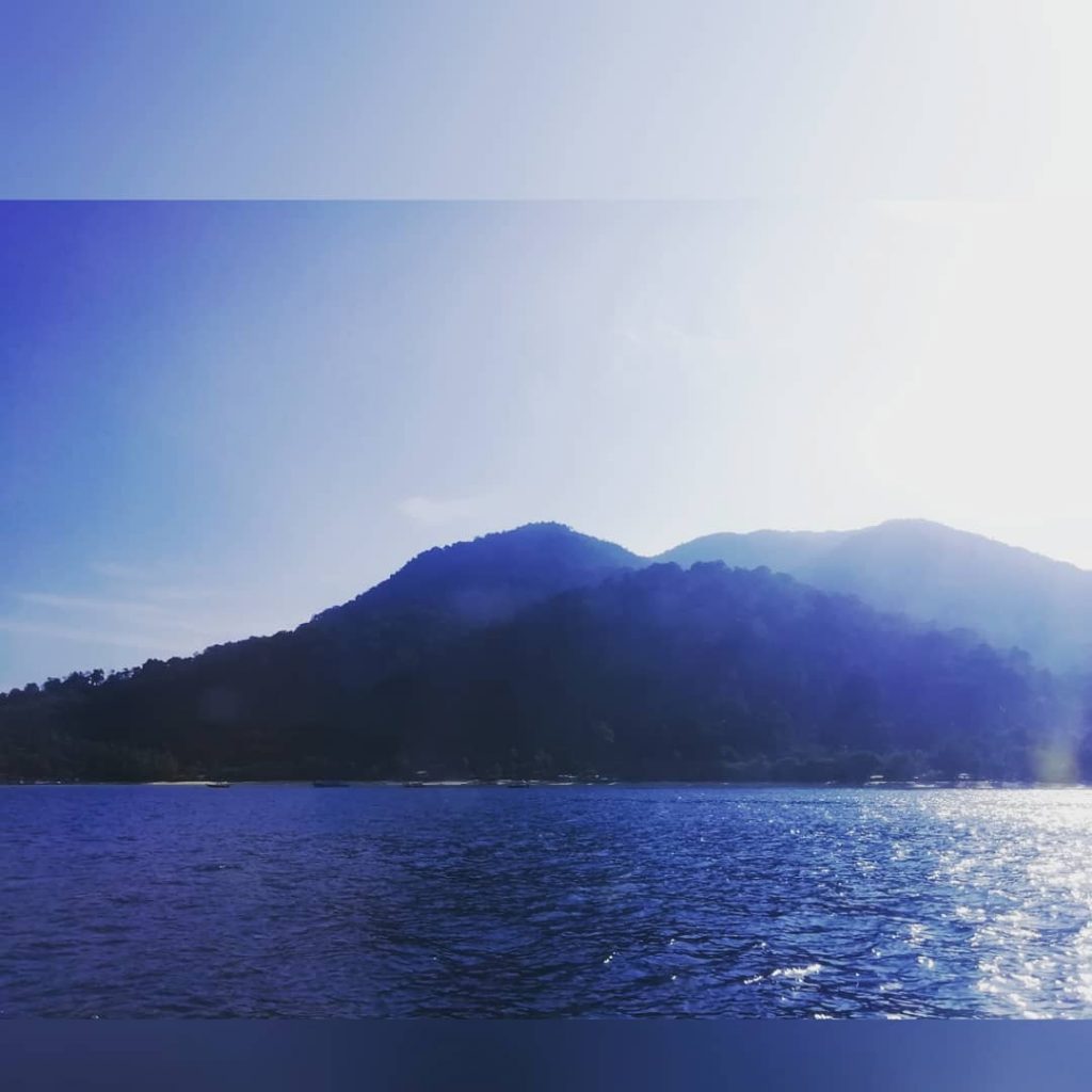 BEAUTIFULL Pulau Tioman in distance. #island #pulautioman #pulau #water #sea #distance #malaysia #asia #traveldiary&hellip;