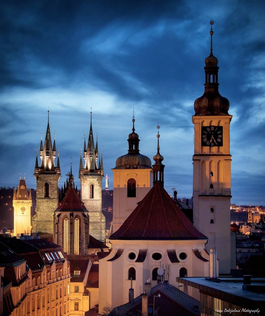 modrý več wonderful_prague #europestyle_czechrepublic #toppraguephoto #kings_hdr #visitcz #visitprague #canonczsk #discovery_earthpix #discovery #topeuropephoto #citybestpics #travelmore…