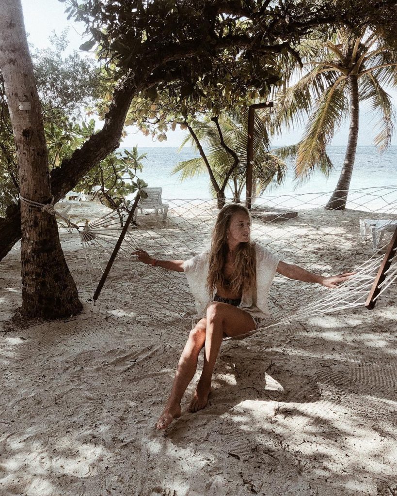 |Po palmėm | . . #adaaranclubrannalhi #maldives #maldivesislands #holiday #paradise #paradiseisland #travelphotography #traveladdict #aroundtheworld&hellip;